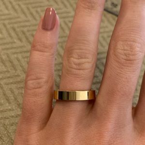 Simple gold band